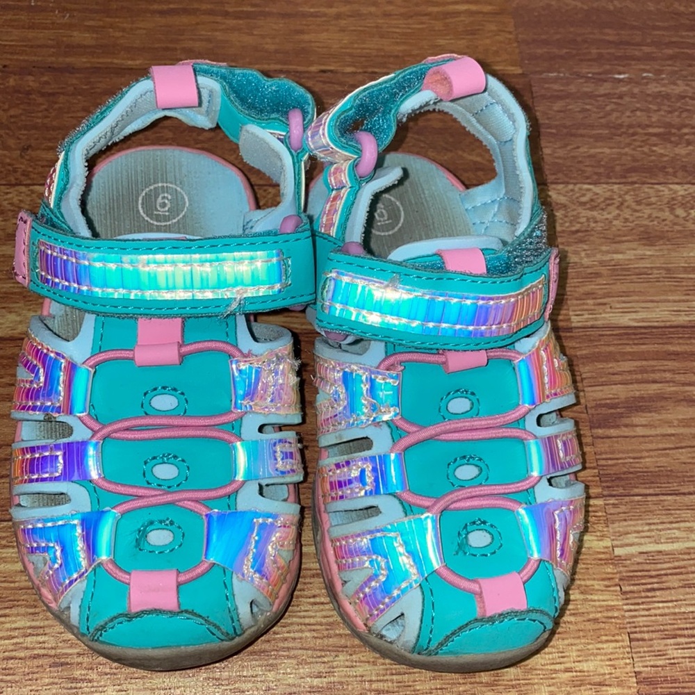 2 shoes